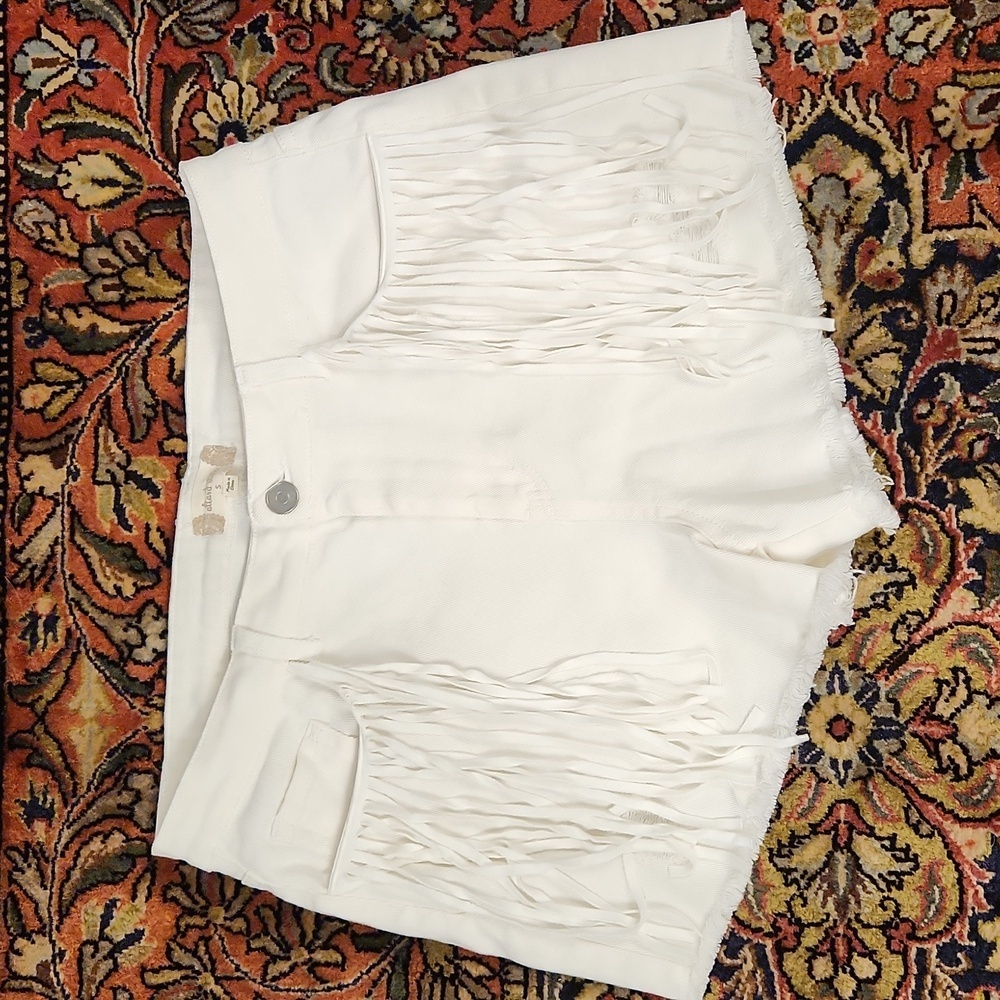 Altar'd State White Distressed Cut Off Denim Shorts With Fringes S